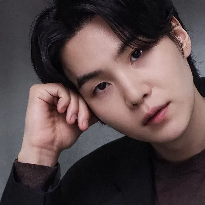 Behind-the-scenes cut of SUGA (BTS)