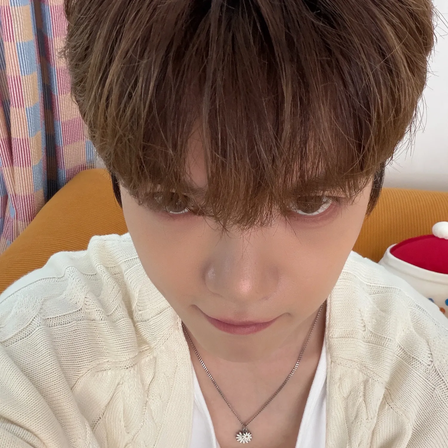 Behind-the-scenes cut of Gyehyeon (VERIVERY)