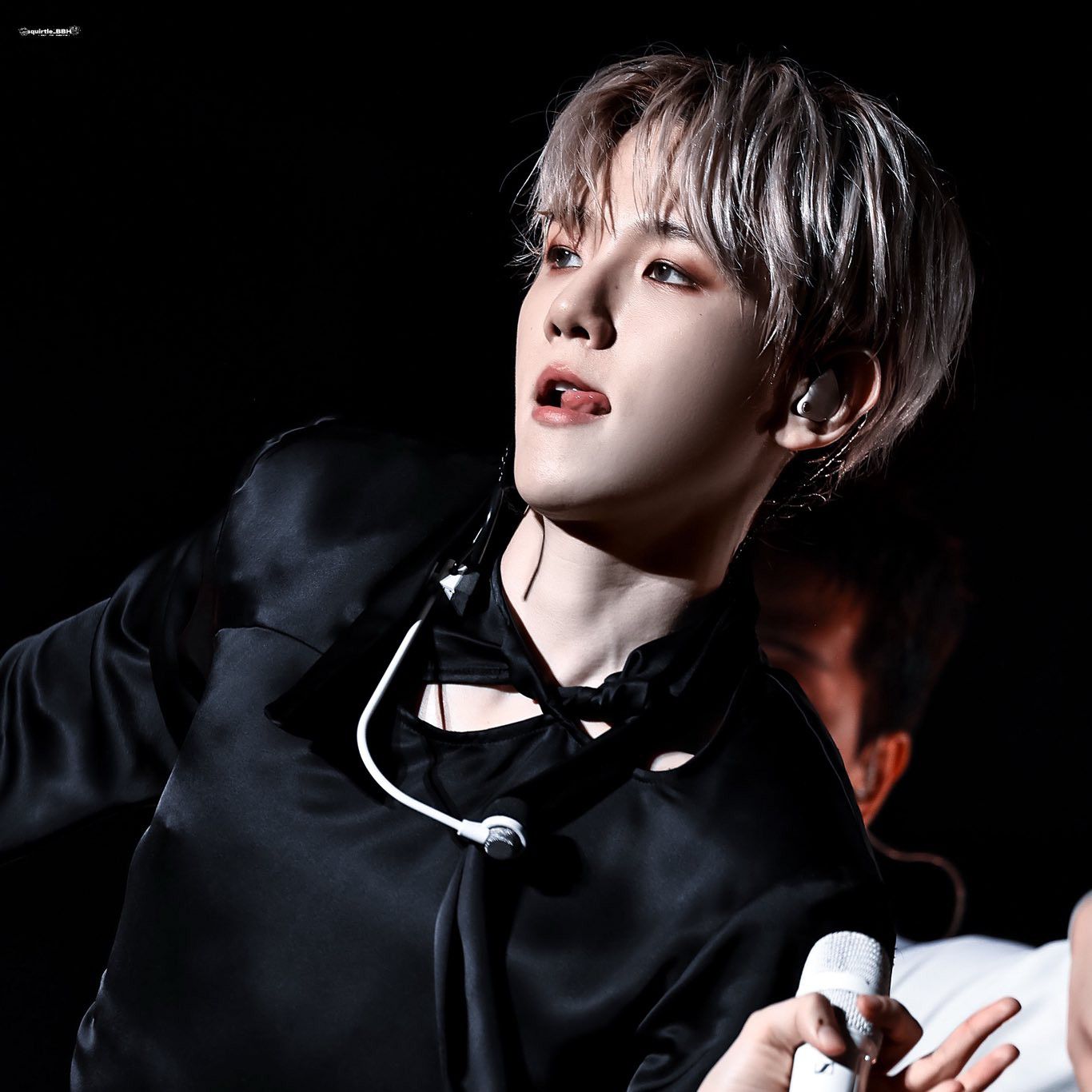 ベクヒョン (EXO)の最新写真