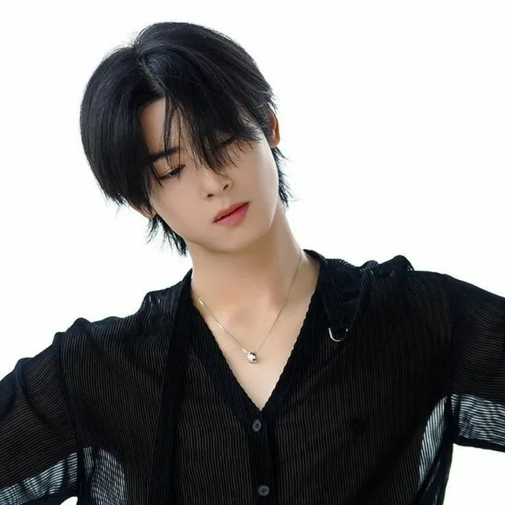 Recent activity shot of Eunwoo (ASTRO)