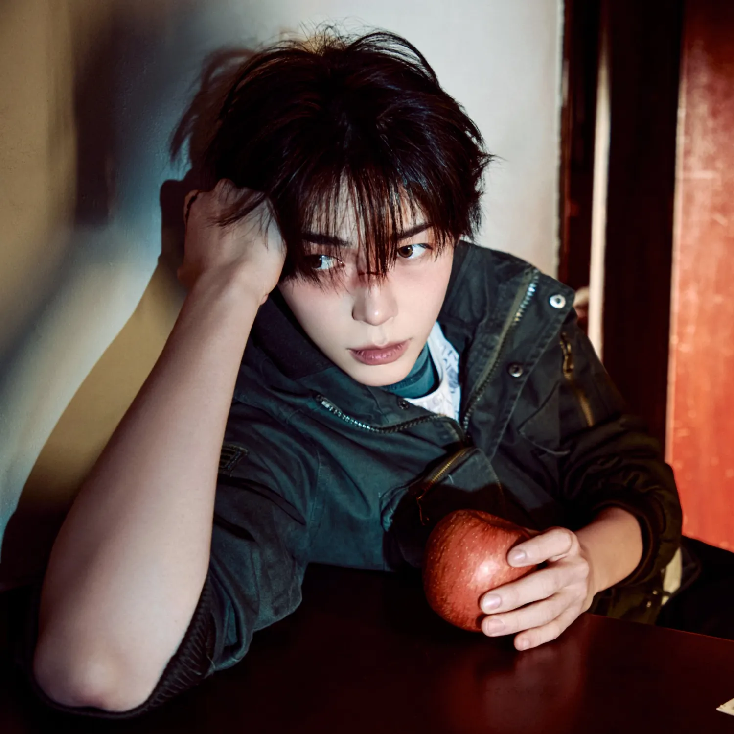 Latest photo of Sung Hanbin (ZEROBASEONE)