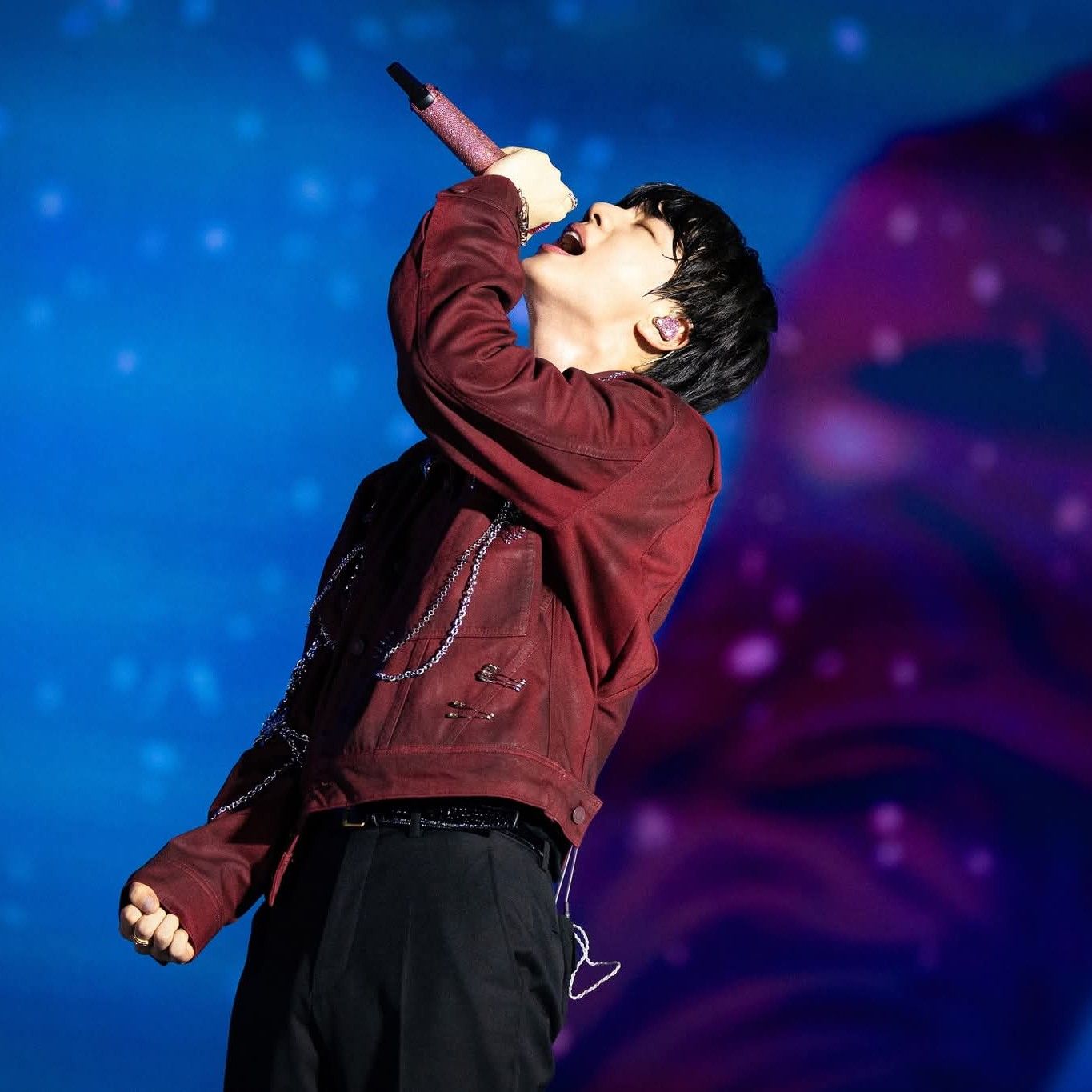 진 (방탄소년단)의 비하인드 컷