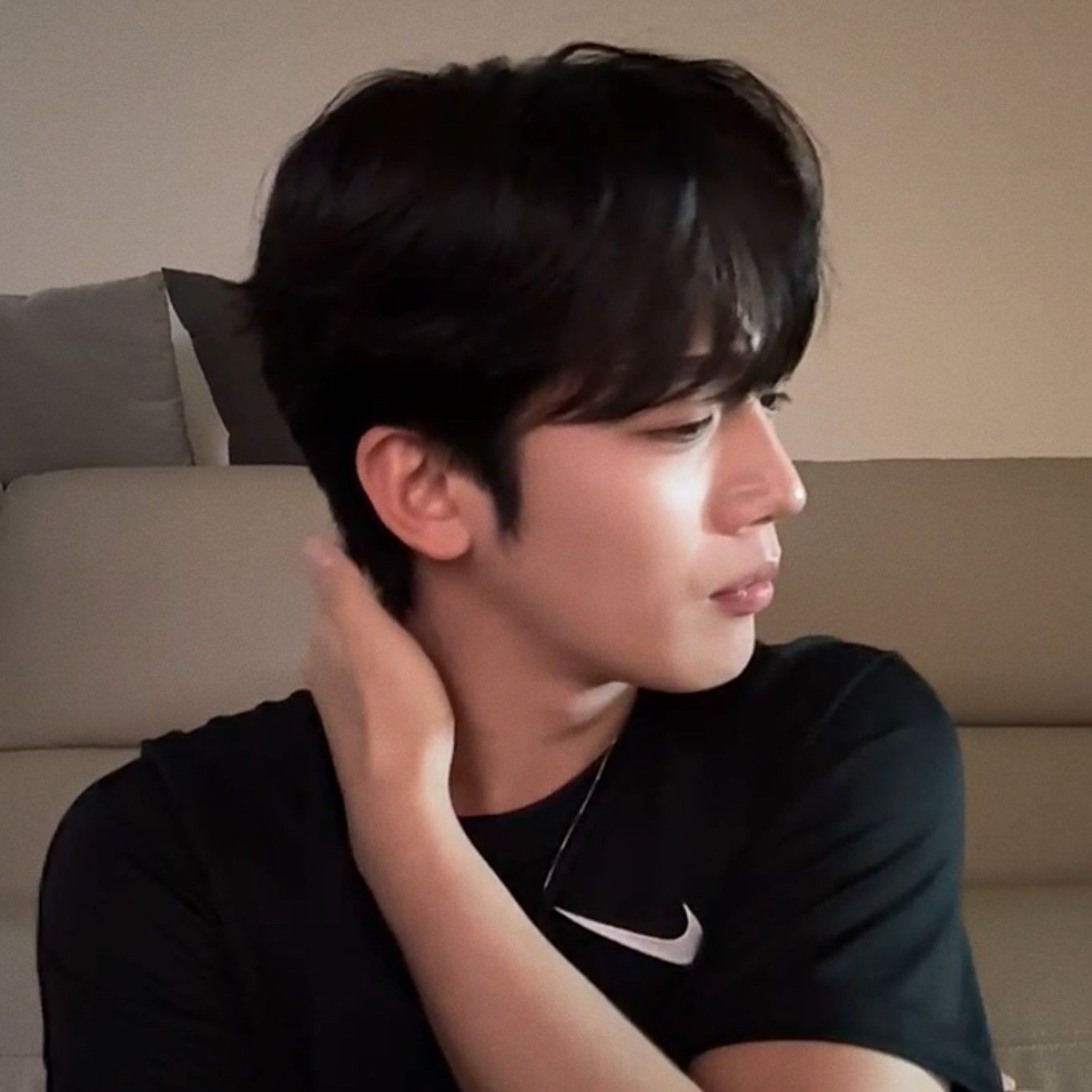 Behind-the-scenes cut of Kim Yohan (WEi)