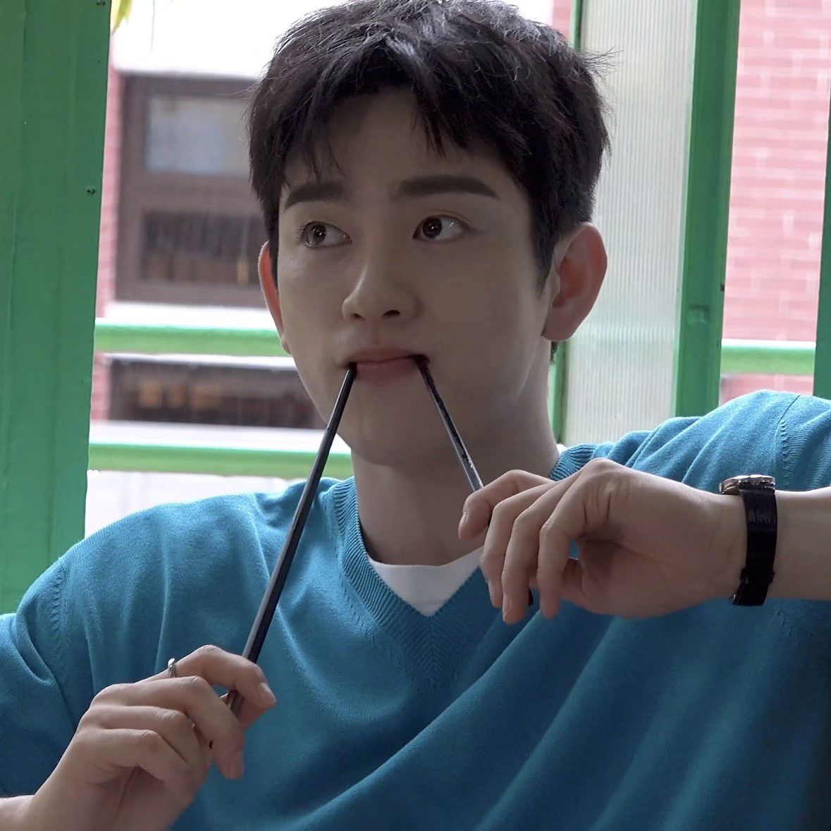Latest photo of Jinyoung (GOT7)