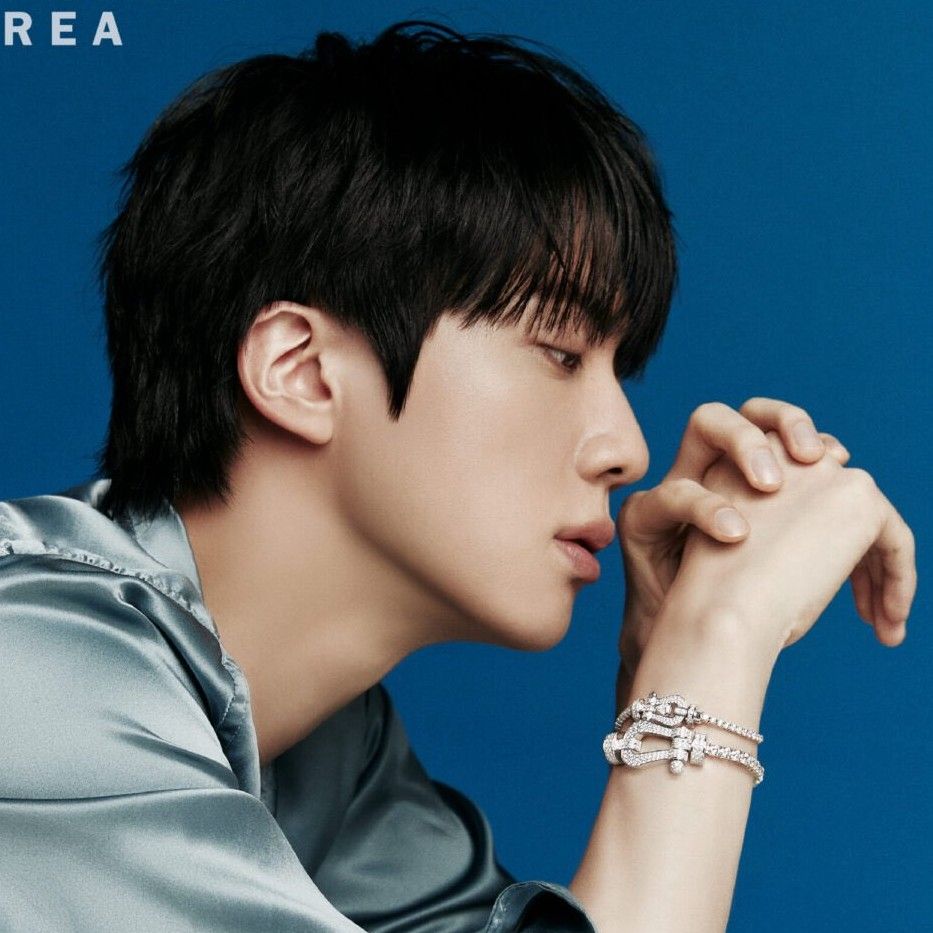 진 (방탄소년단) 최근 활동샷