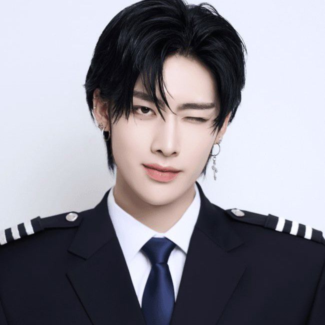 Behind-the-scenes cut of Ricky (ZEROBASEONE)