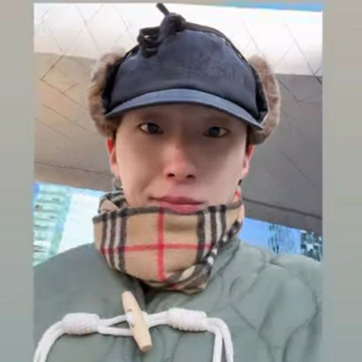 Behind-the-scenes cut of Jongup (B.A.P)