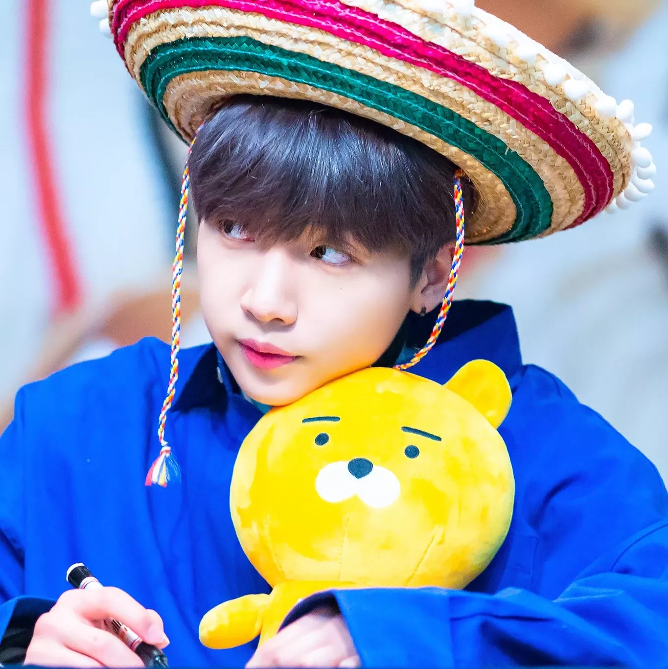 Recent activity shot of Jeong Sewoon