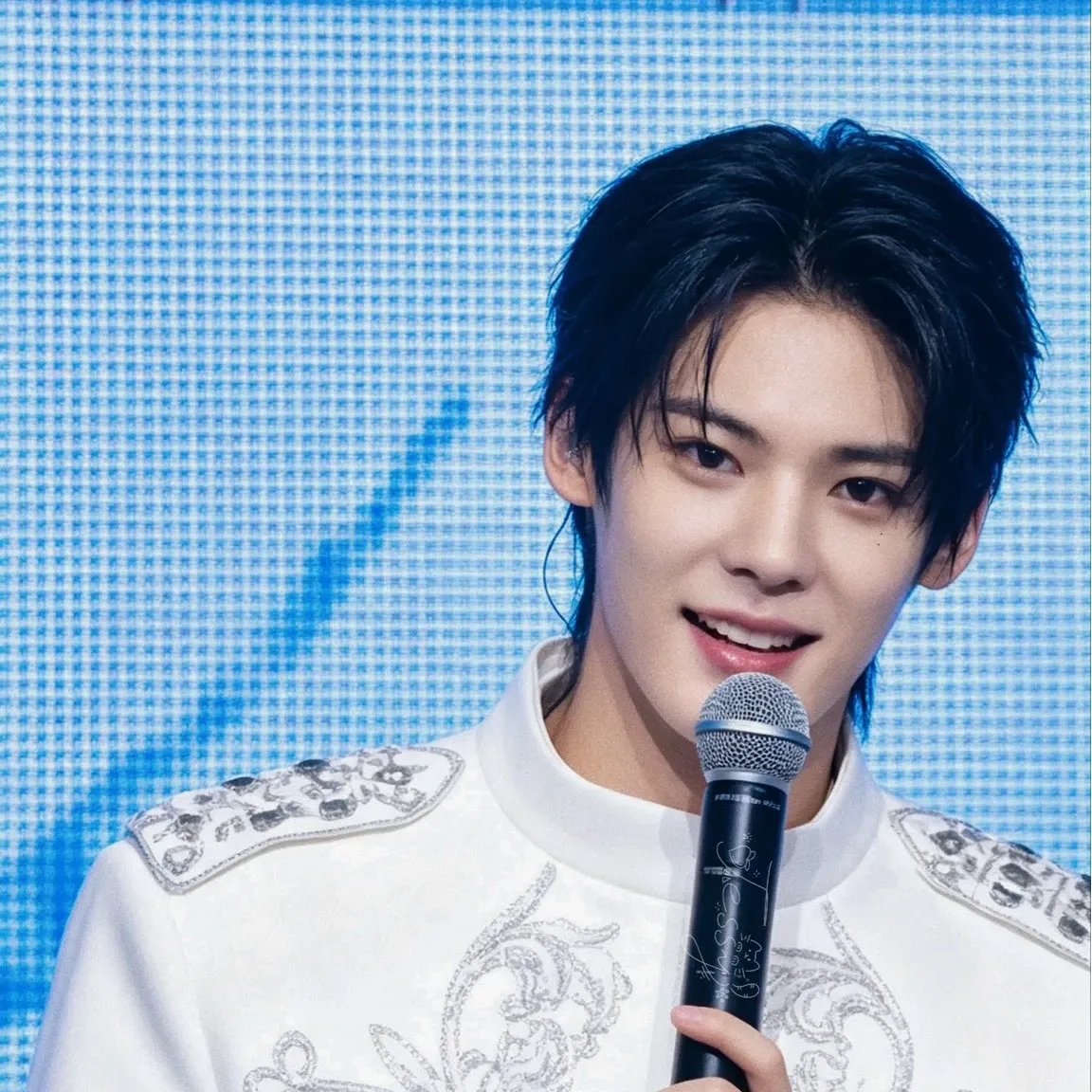 Postingan bintang K-pop yang paling disorot saat ini
