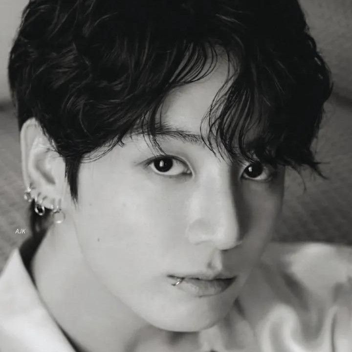 A moment captured by Jungkook (BTS)'s fan