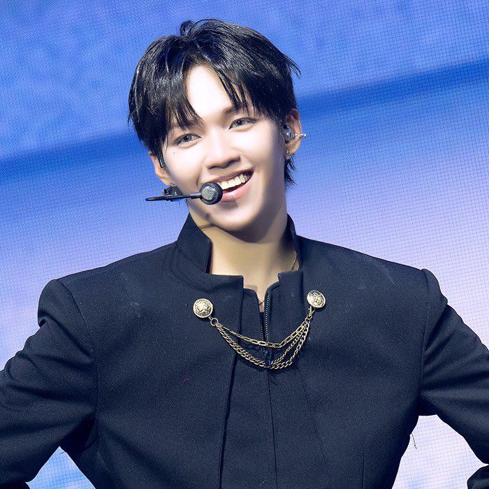 Latest photo of JL (AHOF)