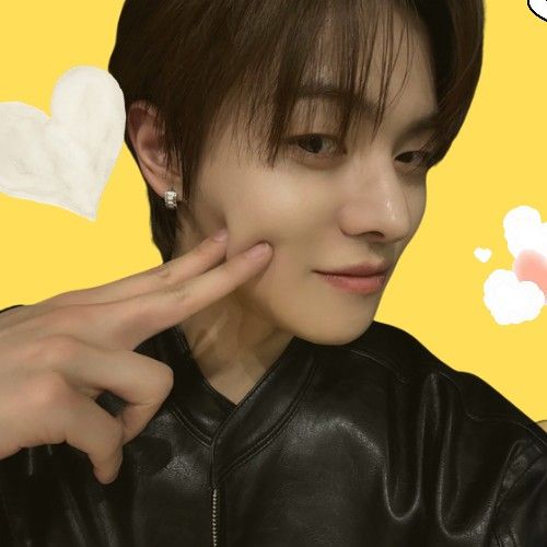 Popular K-POP post loved by fans