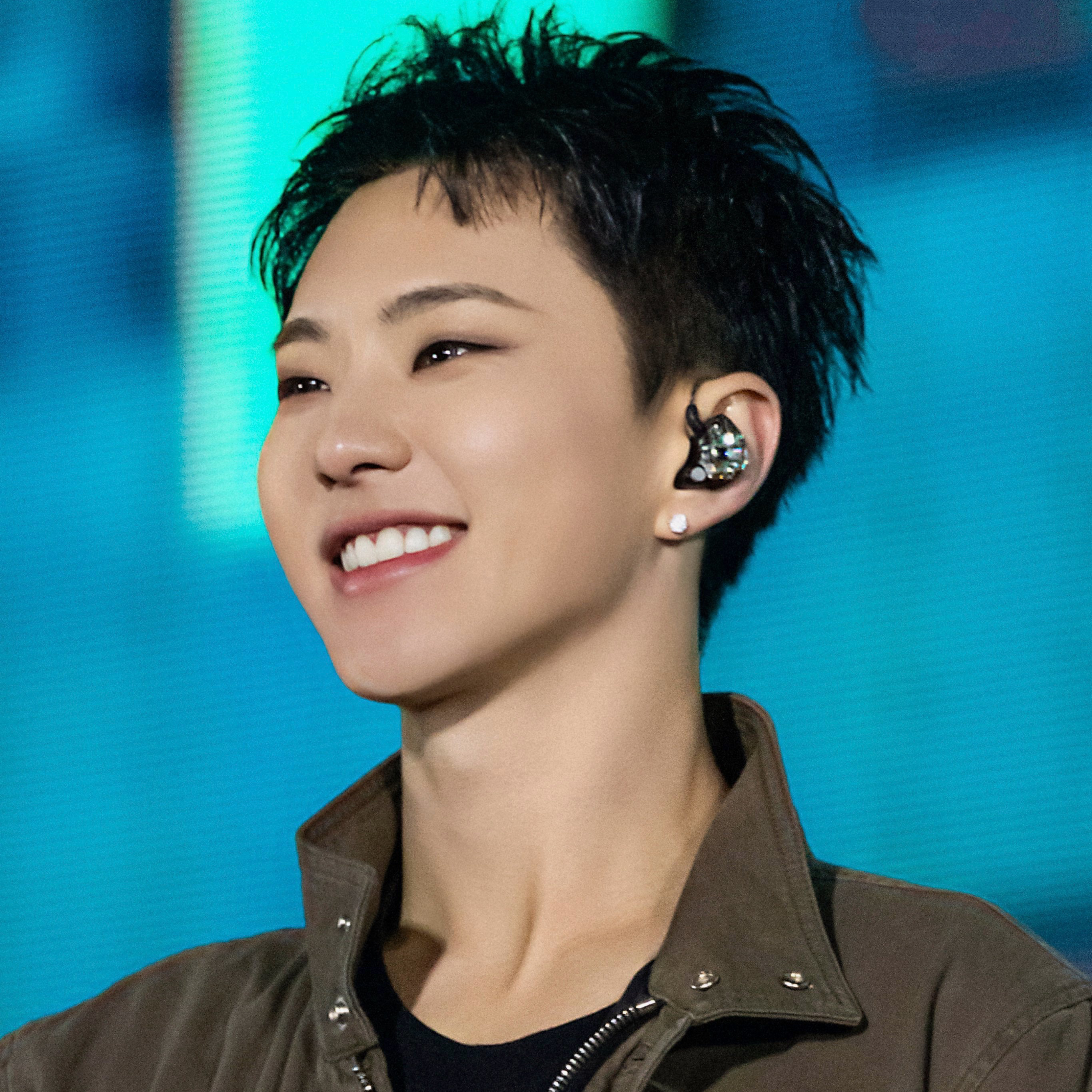 Foto terbaru Hoshi (SEVENTEEN)