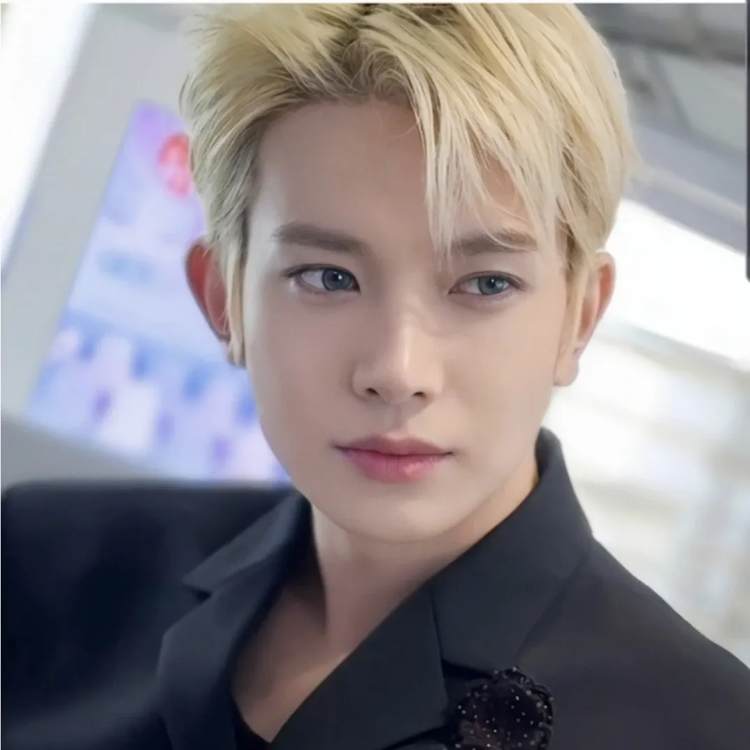 Behind-the-scenes cut of Evan