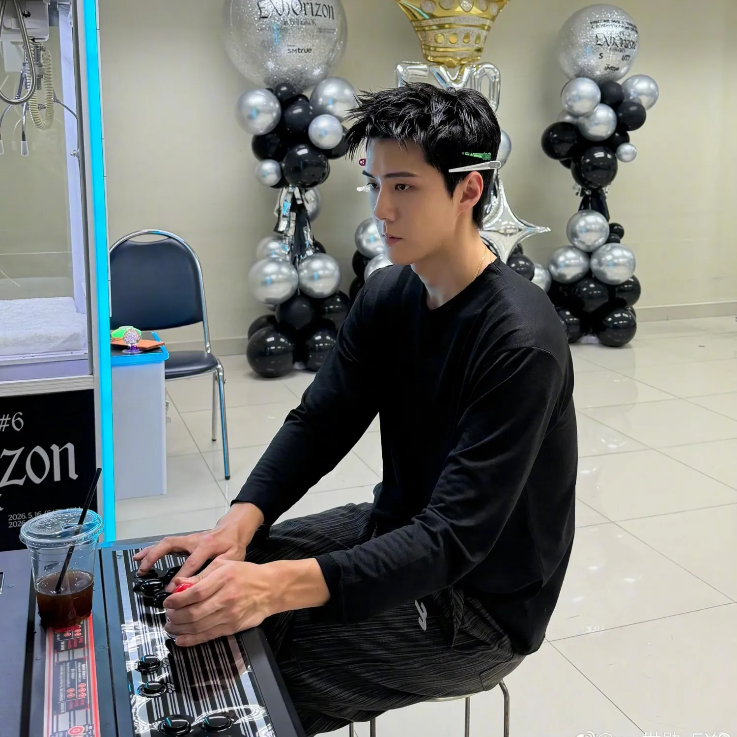 A moment captured by Sehun (EXO)'s fan