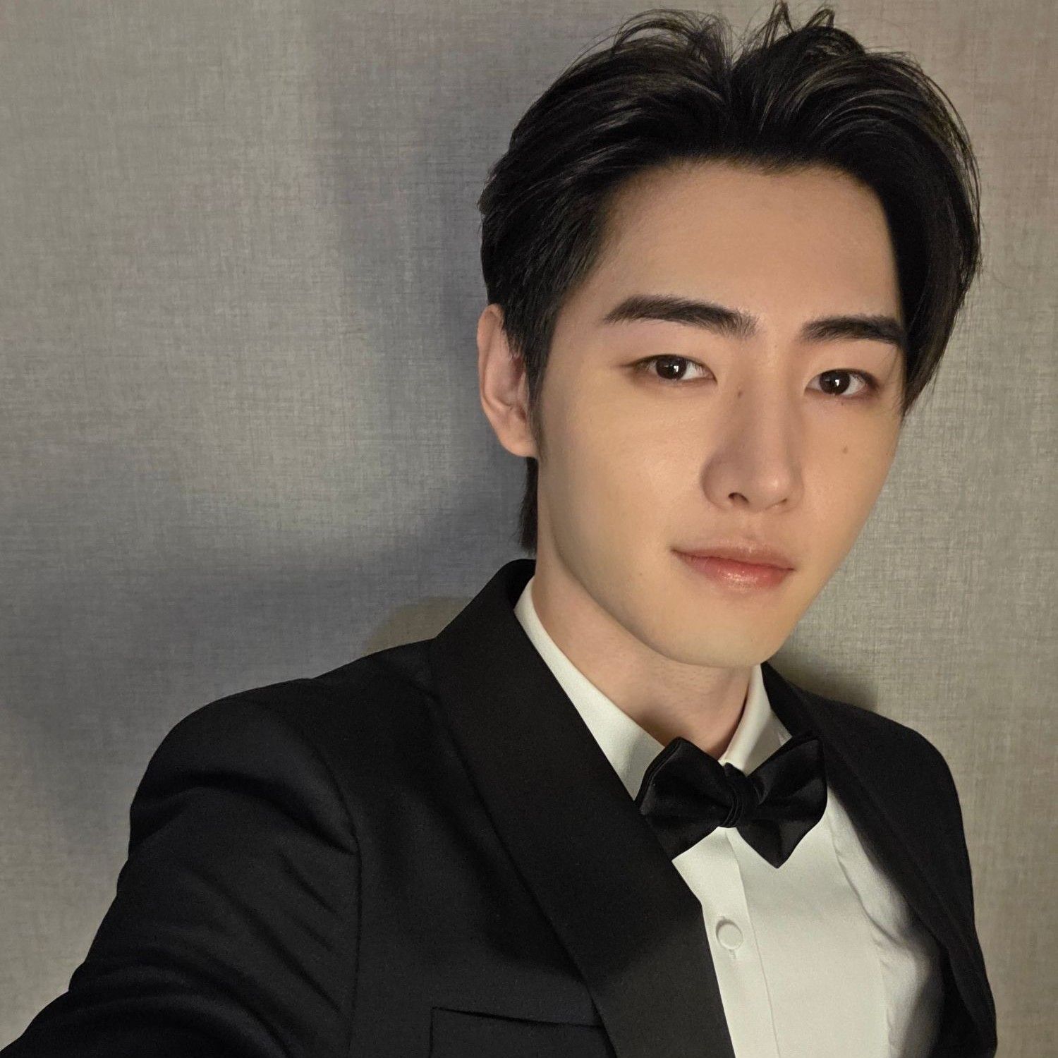 Recent activity shot of Sunghoon (ENHYPEN)