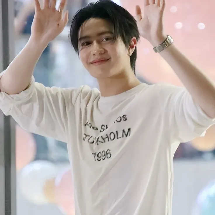 A moment captured by William (LYKN)'s fan