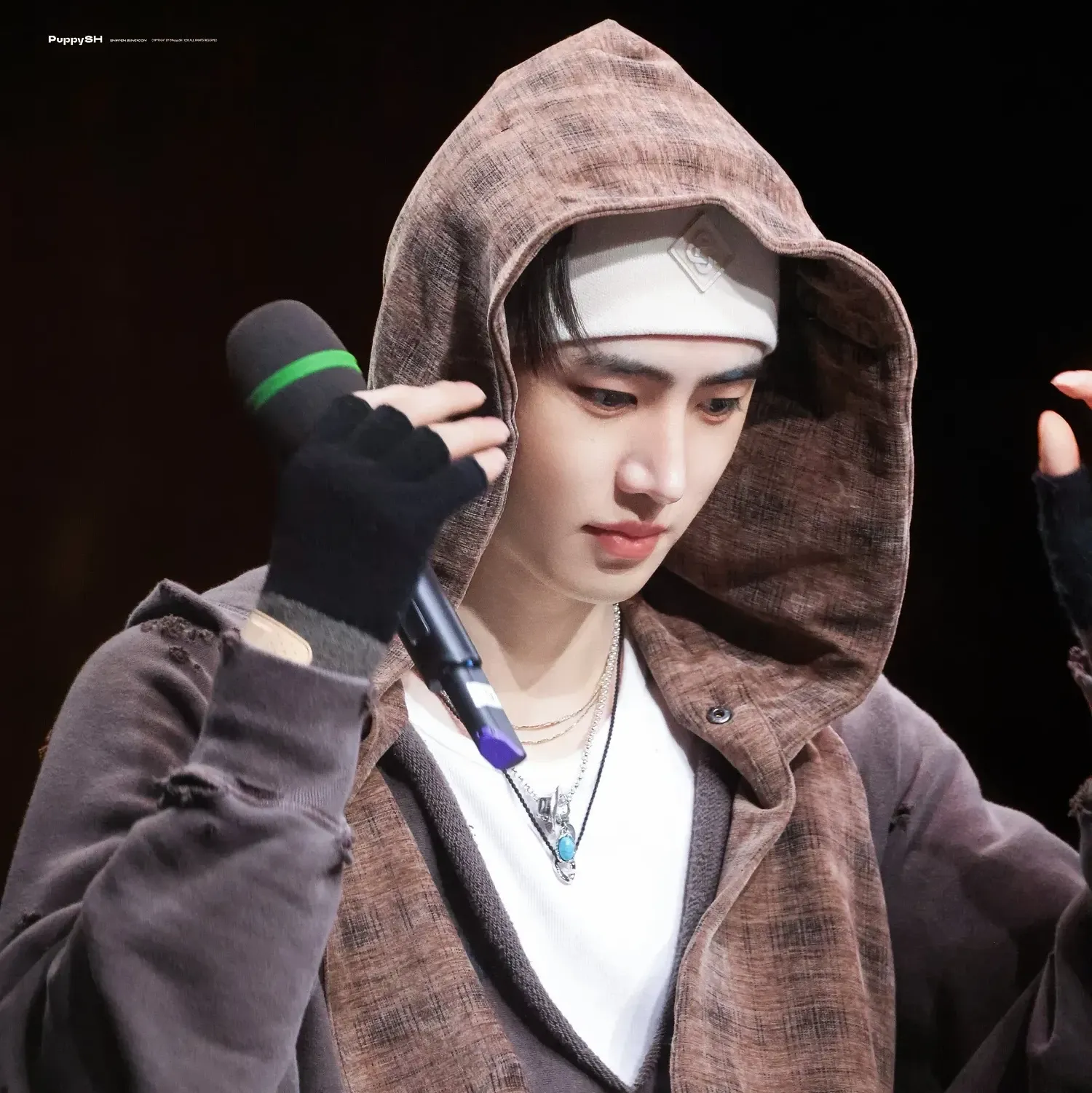 成训 (ENHYPEN)的最新活动照片