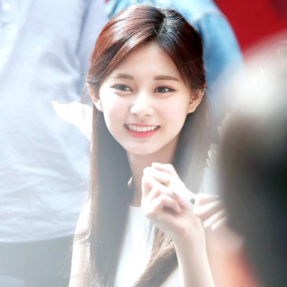 Latest photo of TWICE