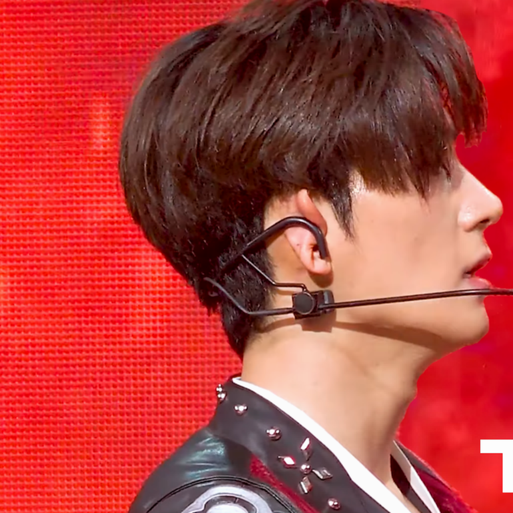 Latest photo of Hyunjae (THE BOYZ)