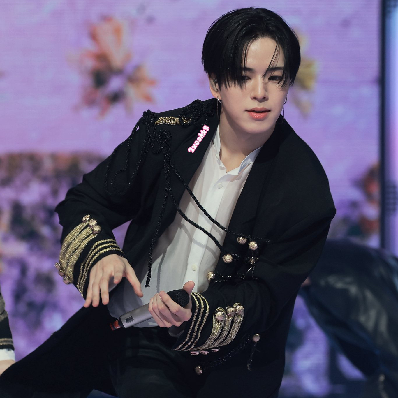 Behind-the-scenes cut of Yoon Jaehyuk (TREASURE)