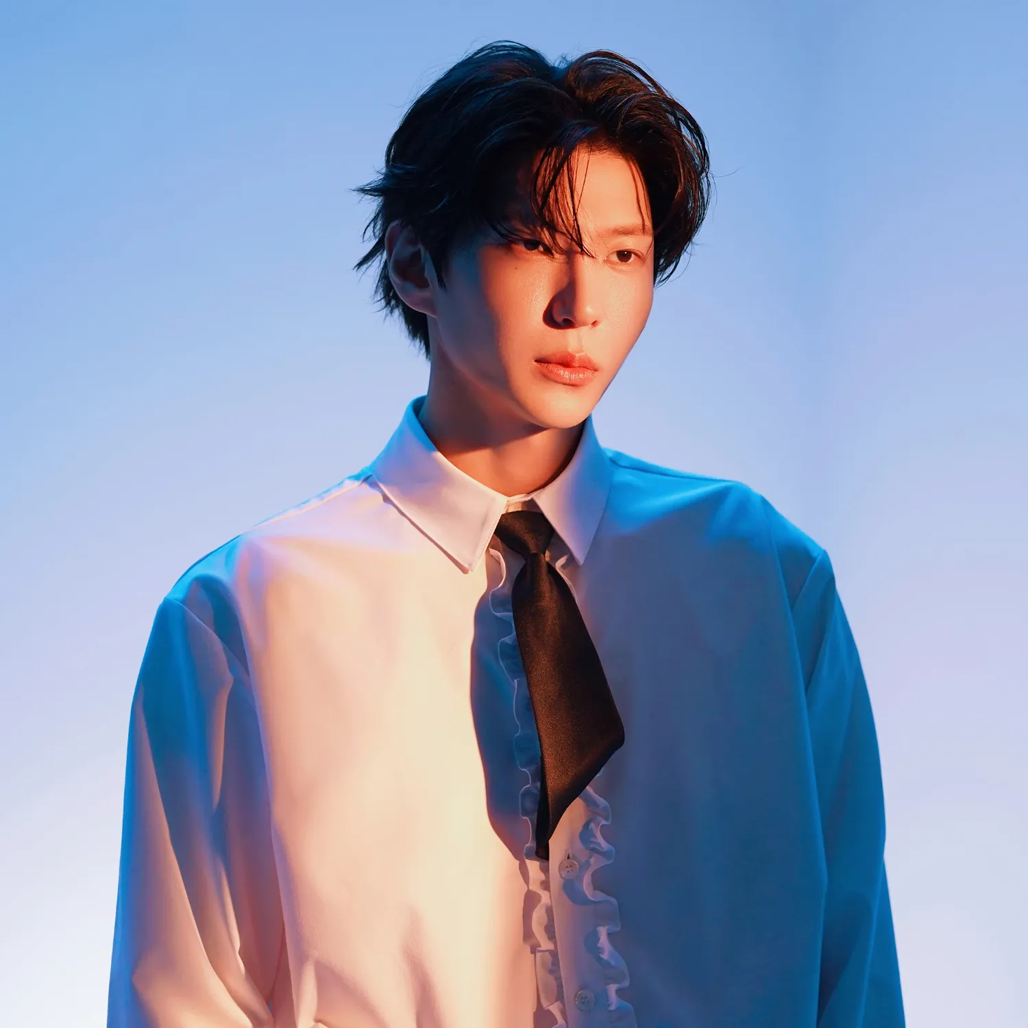 Recent activity shot of LEO (VIXX)