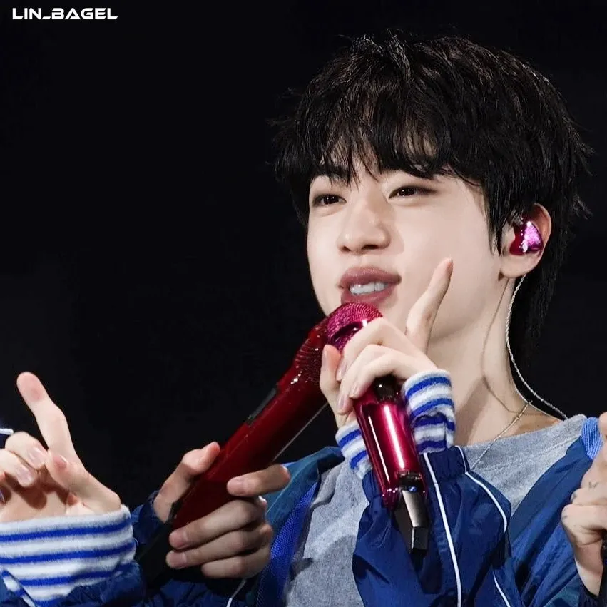 Foto terbaru Jin (BTS)