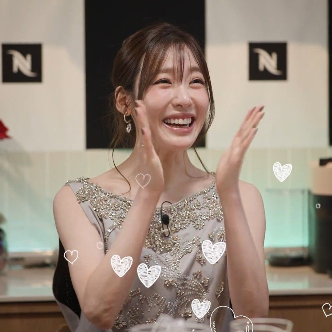 Behind-the-scenes cut of Tiffany Young (Girls' Generation)