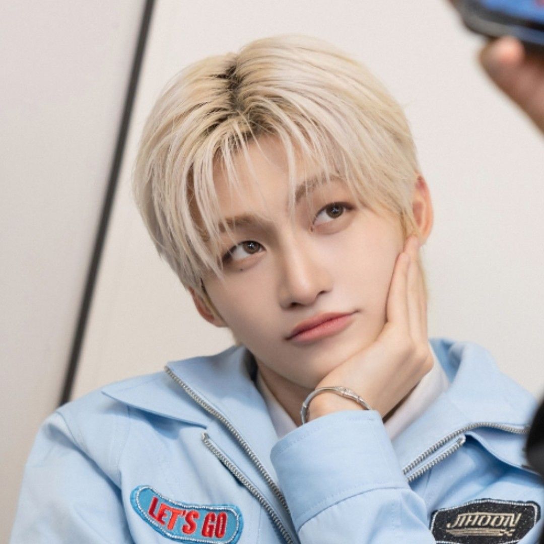 Recent activity shot of Jihoon (TWS)