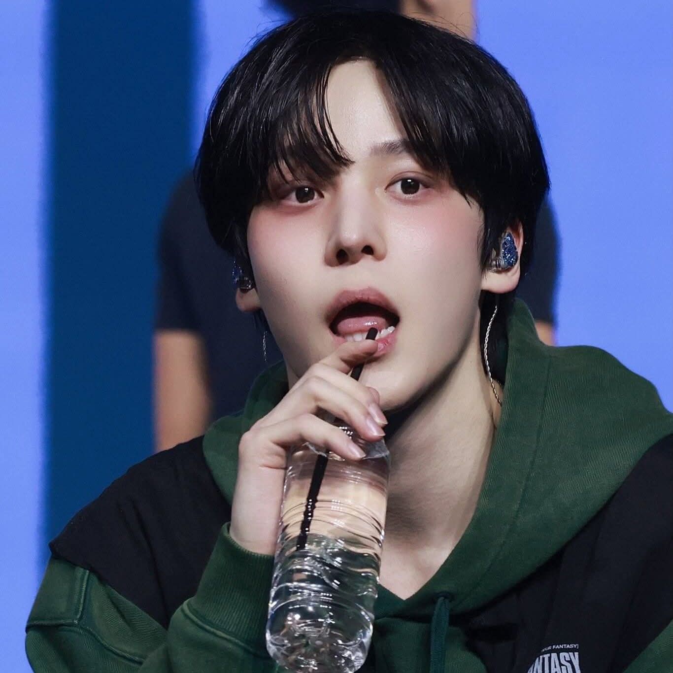 에이티즈 최근 활동샷