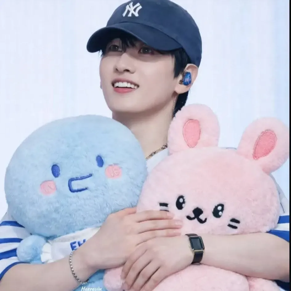 Recent activity shot of Eunhyuk (Super Junior)