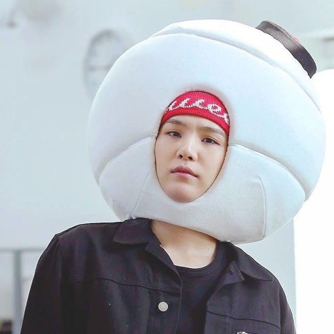 Foto terbaru SUGA (BTS)