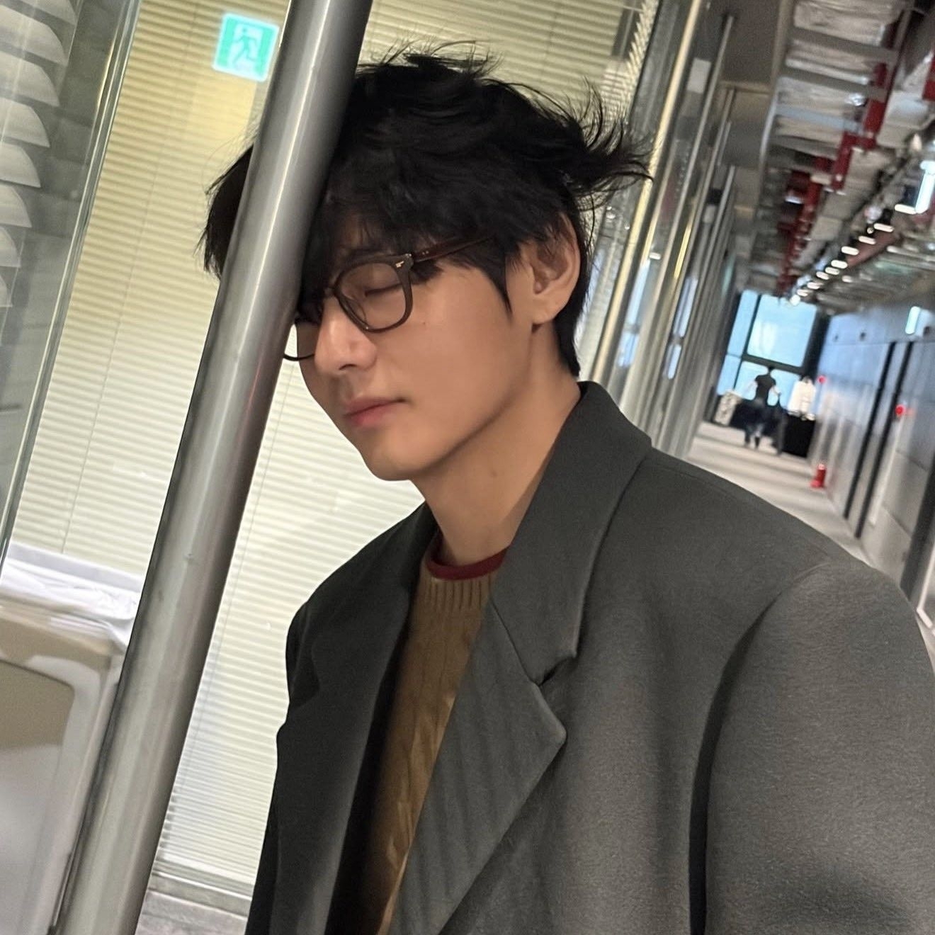 V (防弹少年团)的幕后花絮