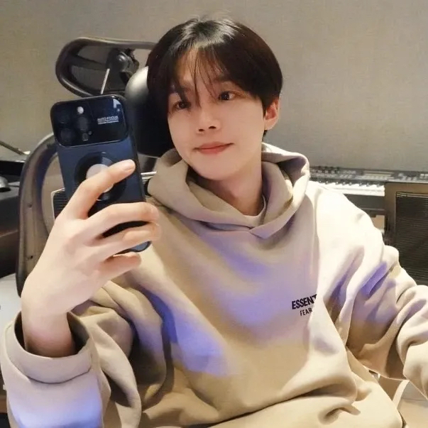 임영민의 비하인드 컷