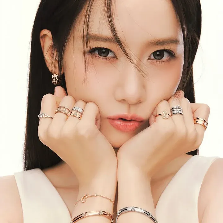 A moment captured by Yoona (Girls' Generation)'s fan