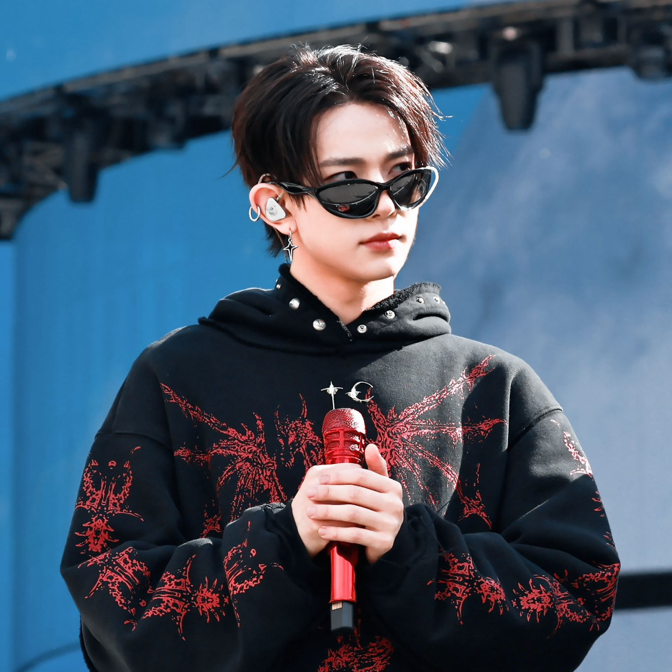 에반의 비하인드 컷