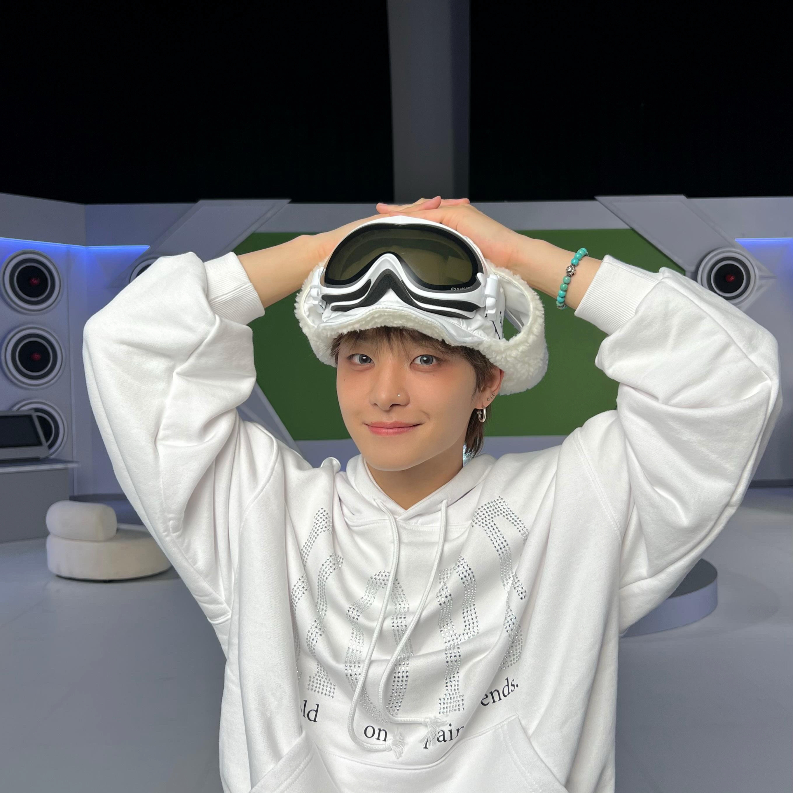 Behind-the-scenes cut of Jihoon (TREASURE)