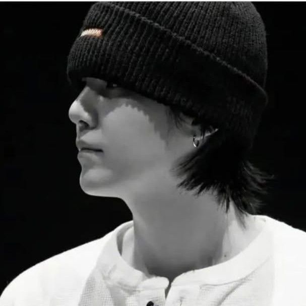 SUGA (防彈少年團)的最新活動照片