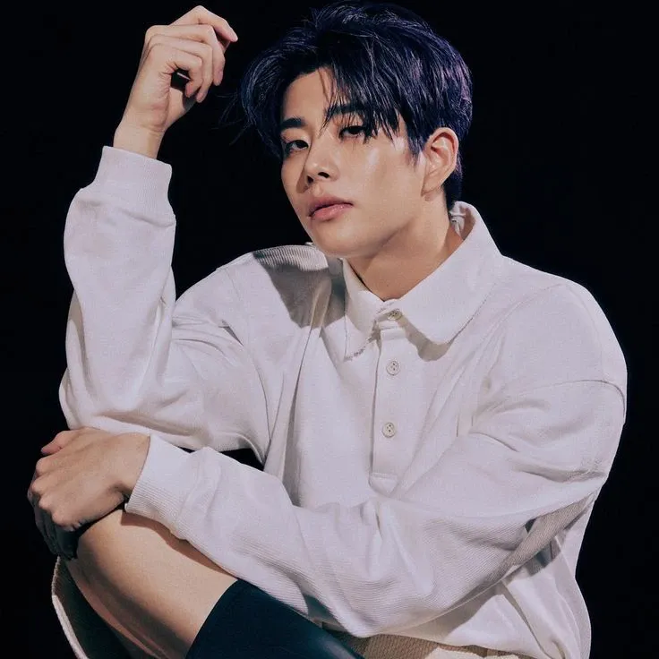 Latest photo of MJ (ASTRO)