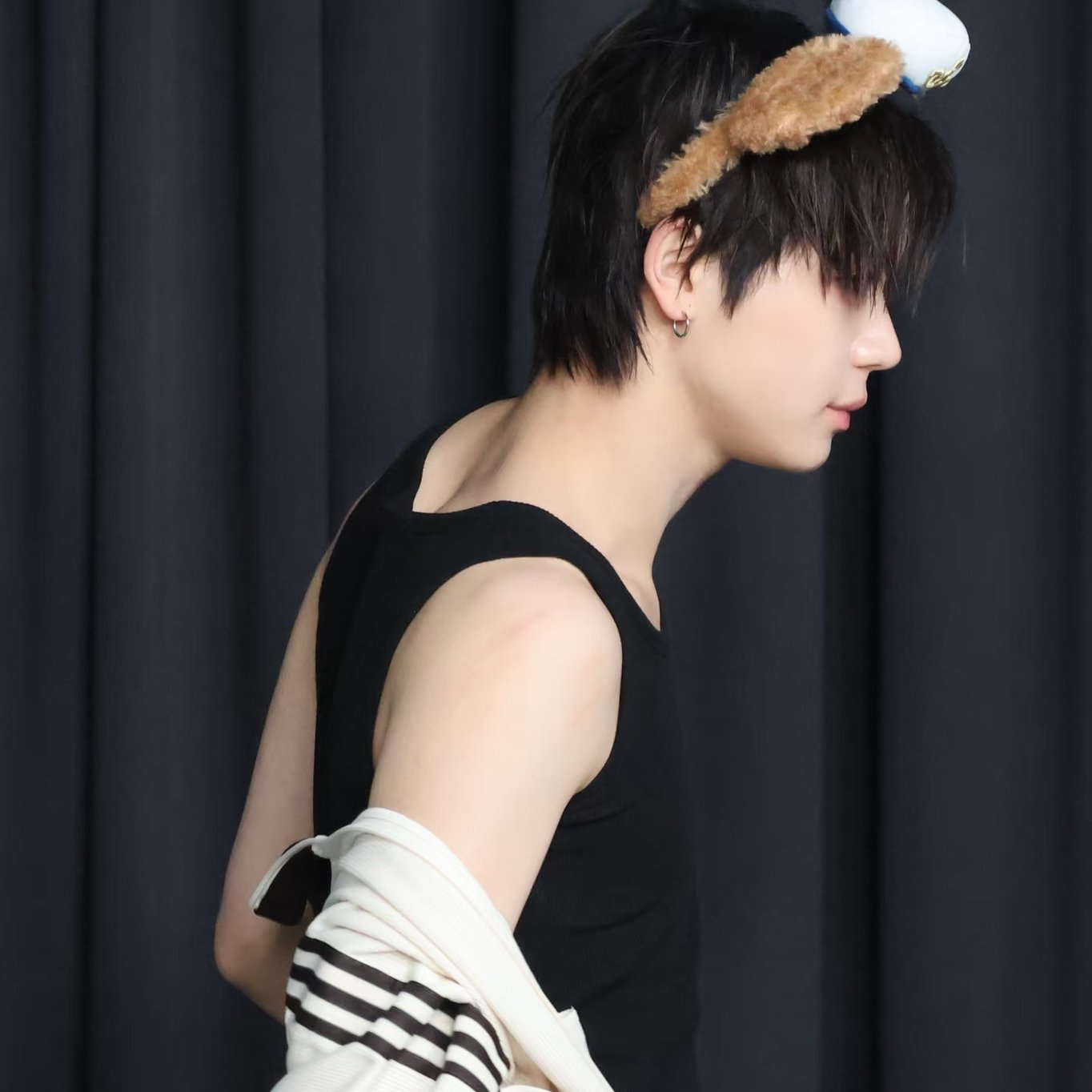 Behind-the-scenes cut of Ohyul (LNGSHOT)