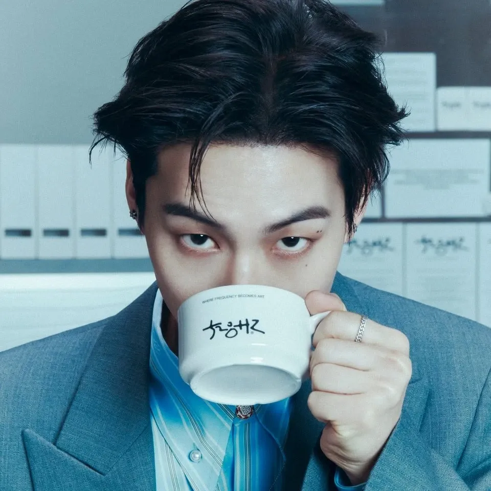 Behind-the-scenes cut of JAY B (GOT7)