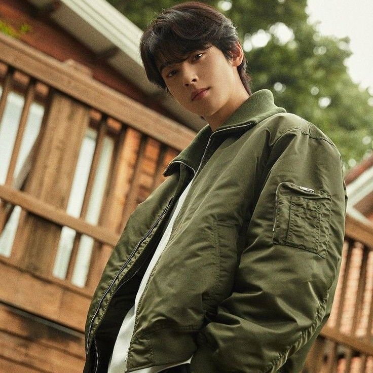 Behind-the-scenes cut of Eunwoo (ASTRO)