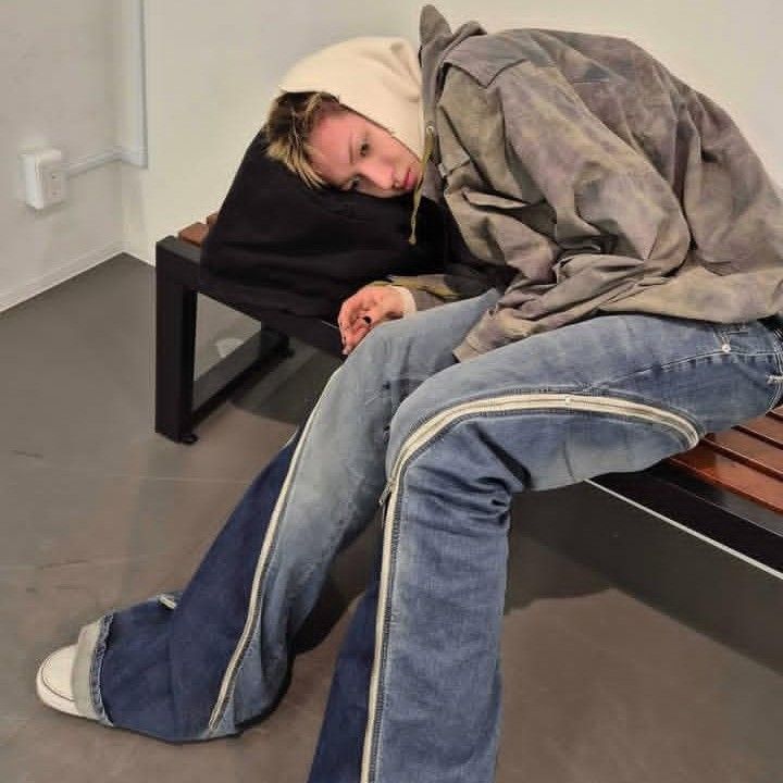 A moment captured by Martin (CORTIS)'s fan