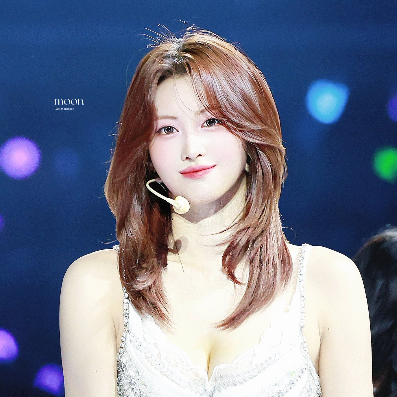 모모 (TWICE)의 비하인드 컷