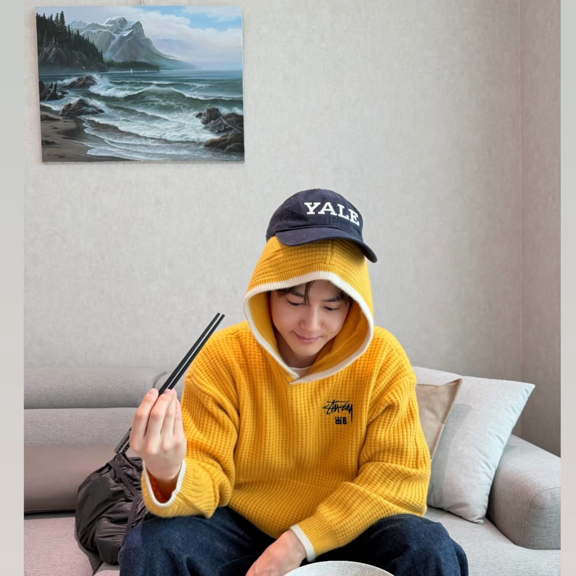 Behind-the-scenes cut of Suho (EXO)