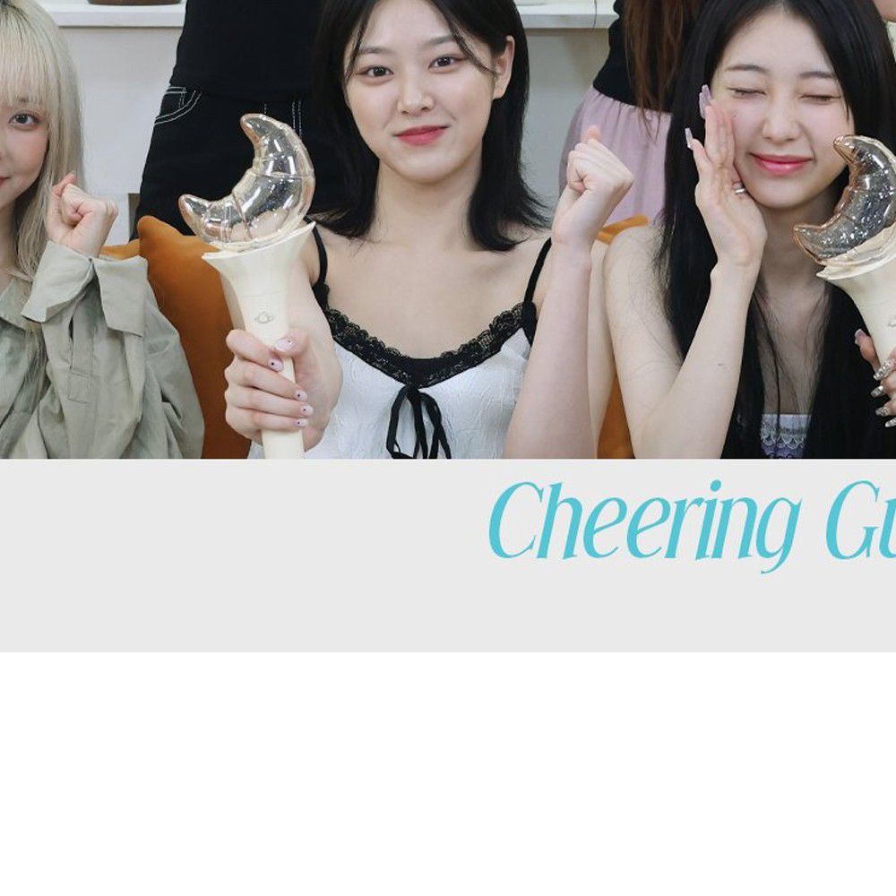 A moment captured by Loossemble's fan