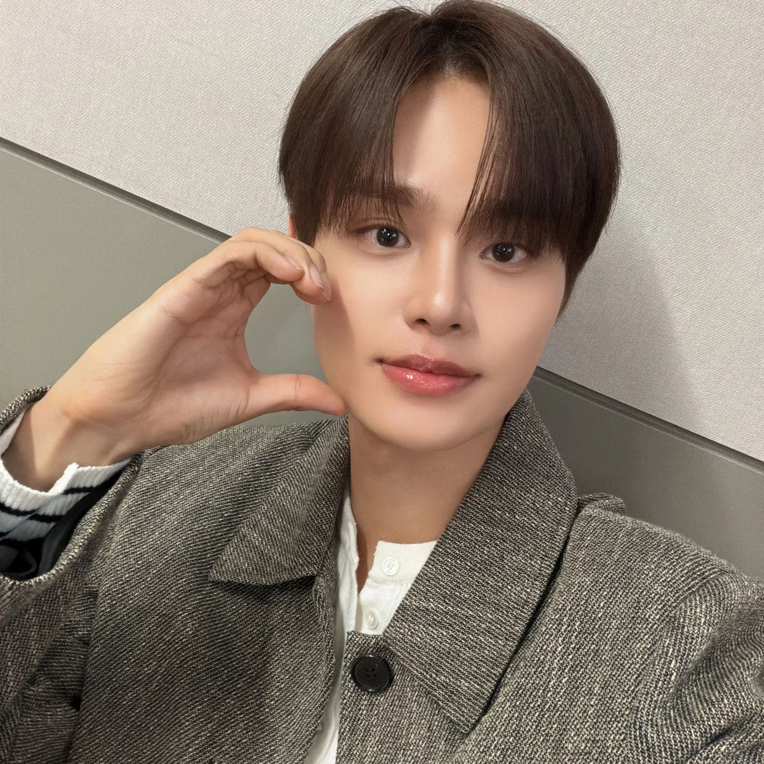 Behind-the-scenes cut of Lee Daehwi (AB6IX)