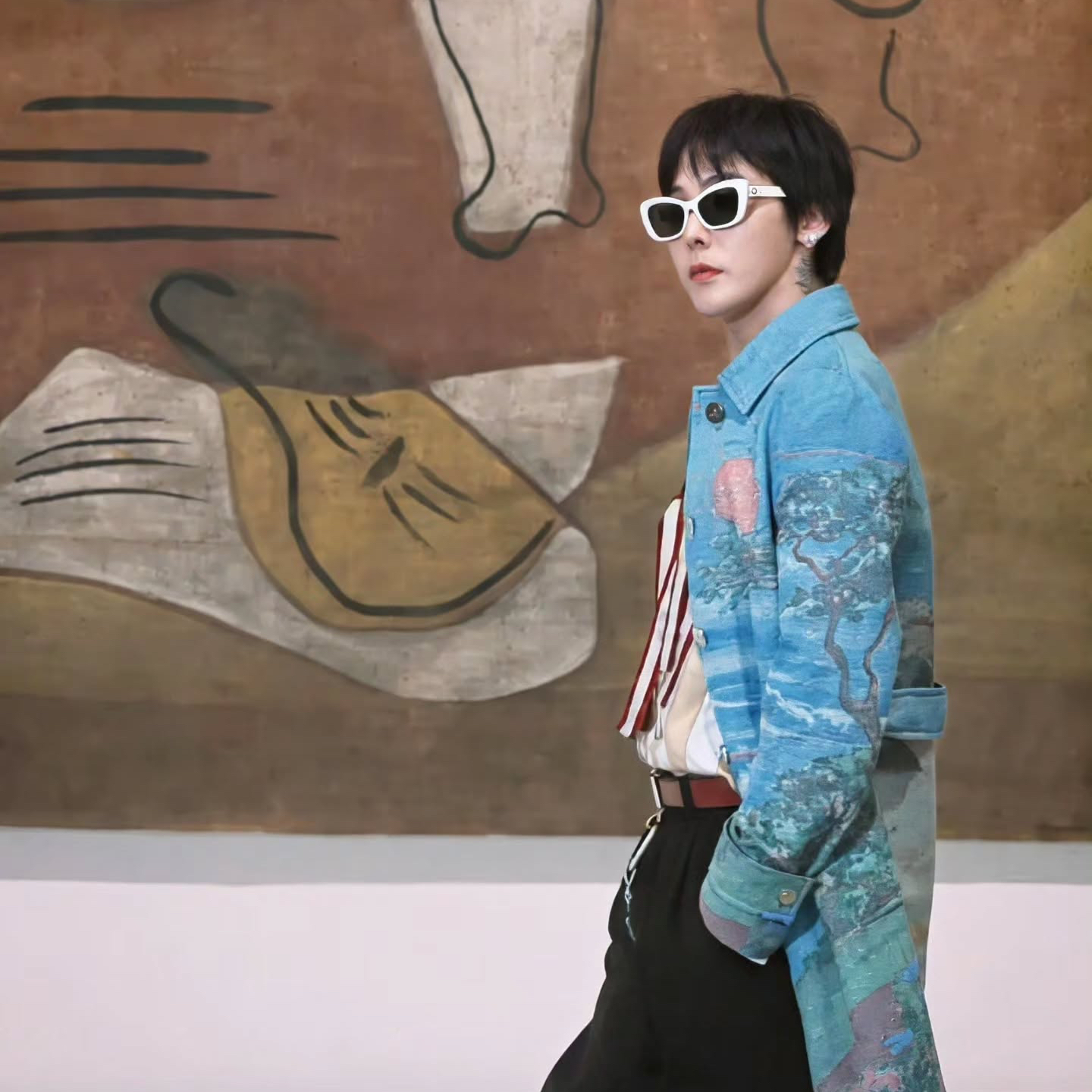Latest photo of G-DRAGON (BIGBANG)