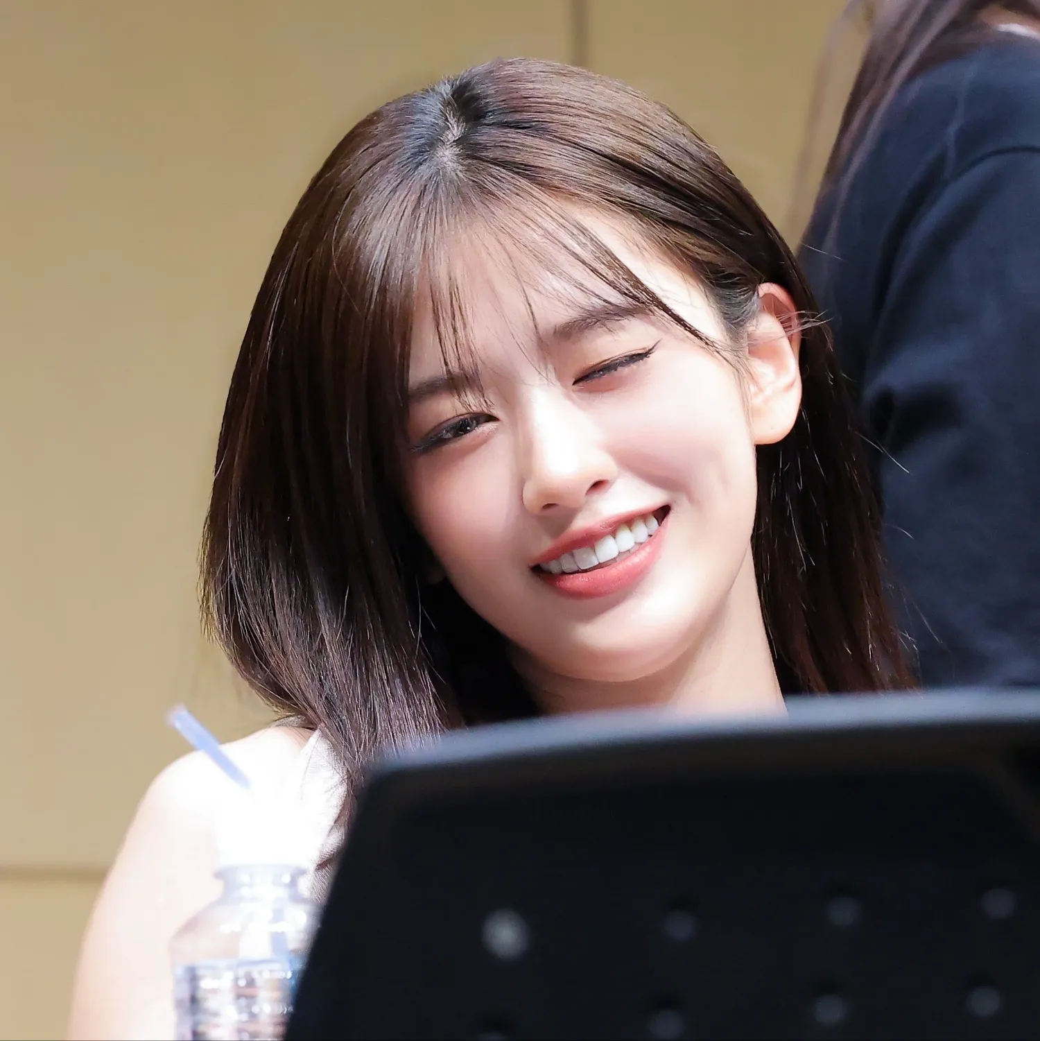 안유진 (IVE) 최근 활동샷