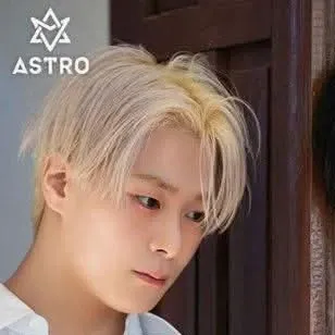 Latest photo of Moonbin (ASTRO)